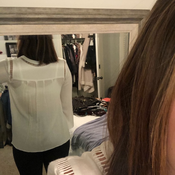 Top - Picture 2 of 2